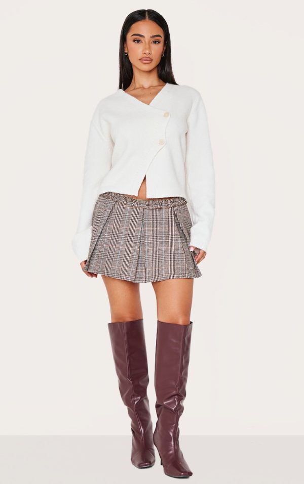 d93d5f54200eebef961b92d5ebcfd850090fad5f_CNL5644_1_petite_brown_checked_pleated_mini_skirt