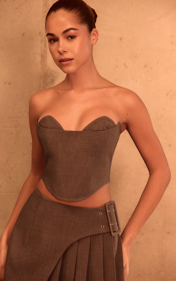 d95f7c1987c3522cb69a284d3f0a5468ba4fe903_CNM2344_1_plt_label_mocha_bust_detail_tailored_corset