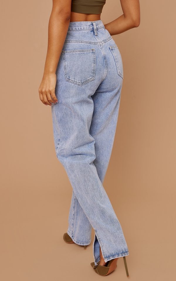 d9cae547a28874a99e40e61dfb27e190475028c1_cmr0264_3_prettylittlething_petite_light_blue_split_hem_jeans