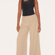 da6d4f66f43e526fba52303e9d1f2df47f3506a2_CNL8970_3_black_slinky_asymmetric_detail_longline_vest_top