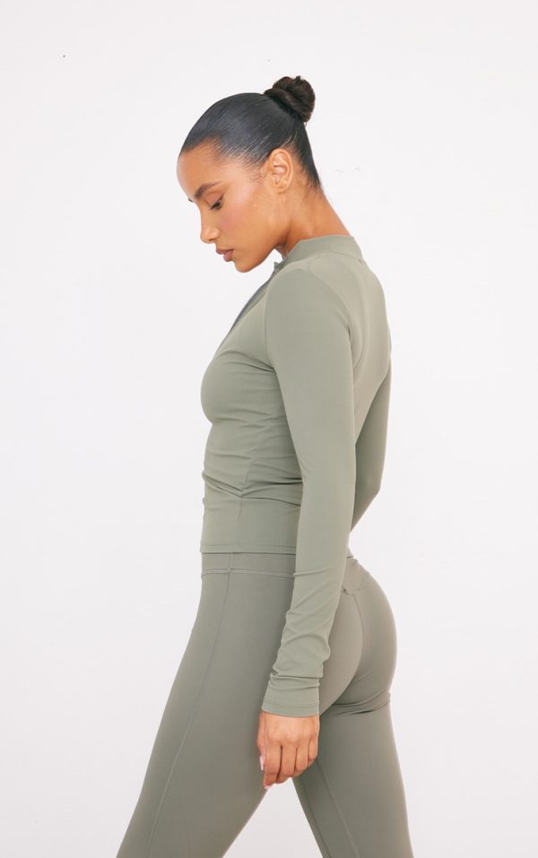 da7a17b137f573ee5c459f7b60be24d99e94f97a_CNF7385_2_olive_ultimate_sculpt_jacket