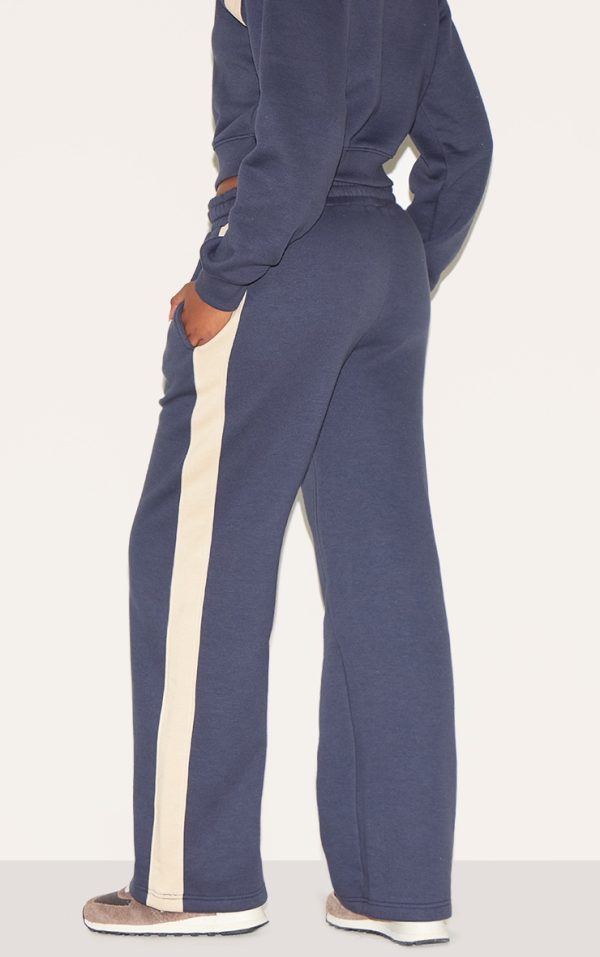 dba7e1705df474bf2fd3c2a361bd1be2116703ab_CNM4691_3_midnight_blue_contrast_panel_detail_wide_leg_joggers