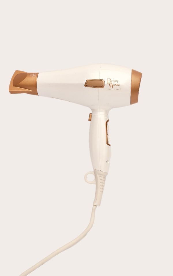 dbe2d99fd582c9c4cc64d6f0a01262622b3b2cee_CNE8807_1_beauty_works_hair_dryer_travel_set