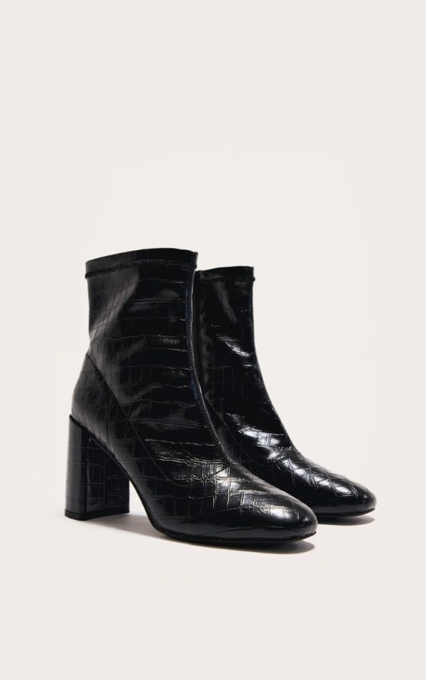 dbf569afddda3160e2979e051e9a2f20a90e4a77_CNL3633_2_black_croc_pu_round_toe_heeled_ankle_sock_boots