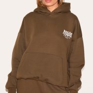 dc5686e6854b310975cdd919d823c3167fef4273_CNL4257_2_prettylittlething_taupe_studio_print_oversized_hoodie