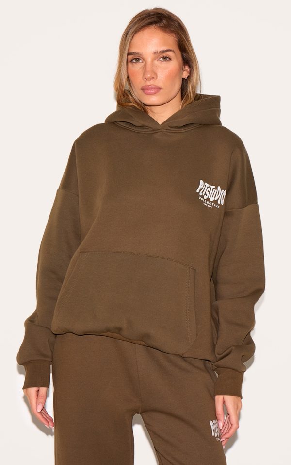 dc5686e6854b310975cdd919d823c3167fef4273_CNL4257_2_prettylittlething_taupe_studio_print_oversized_hoodie