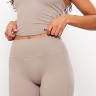 dcad8102a053c774da2c77b9d9257fe021f3516b_CNH2912_5_deep_taupe_sculpt_flare_yoga_pants