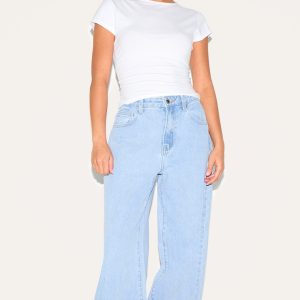 PRETTYLITTLETHING Petite Light Blue Wash High Waist Boyfriend Jean