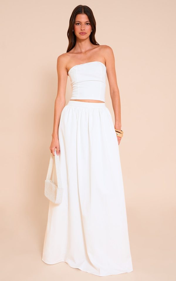 dd33ad9d19bf20ffdaf822705106f49ed7cbf8d5_CNM6144_3_white_woven_seam_detail_bandeau_top