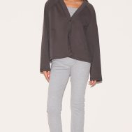 dd80b8078d5f6e4645a99ef3871ec8327ae65723_CNL9586_3_charcoal_premium_boxy_sweat_cardigan-1