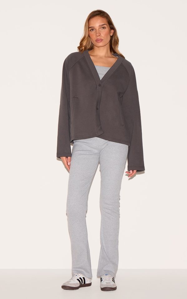 dd80b8078d5f6e4645a99ef3871ec8327ae65723_CNL9586_3_charcoal_premium_boxy_sweat_cardigan-1