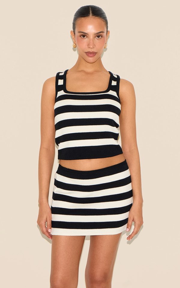 dd9d116ec2d571f3c3437a2b27109559995f2bcd_CNN1092_1_petite_white_stripe_knitted_mini_skirt