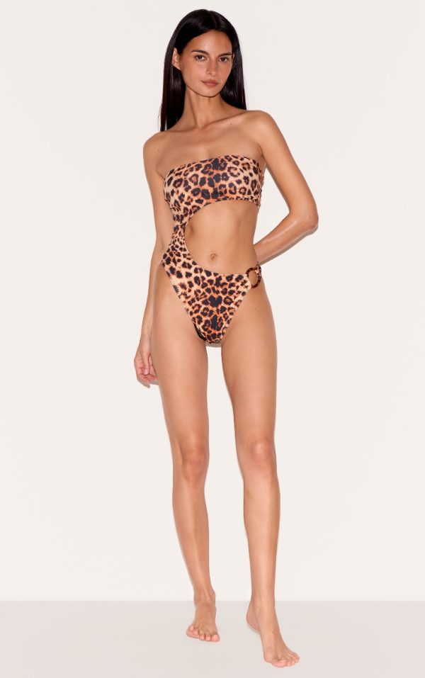 ddc4ef7eb2e4b2e188817b450525ce0599cb3c32_CNK4404_3_brown_leopard_print_cut_out_o_ring_trim_detail_swimsuit