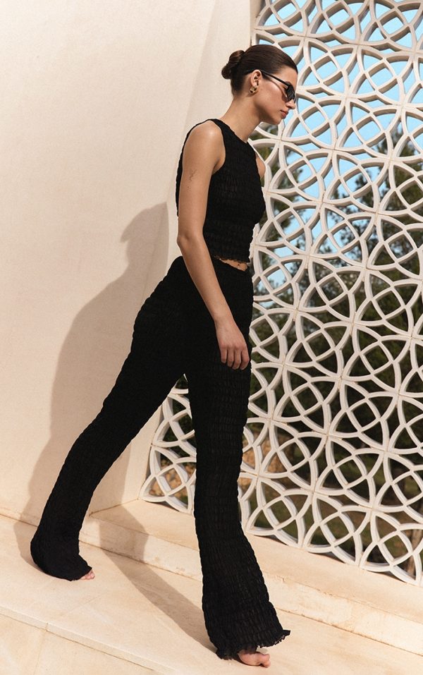 ddf255ee009841751efefed9466ed56c85de12de_CNM5920_1_black_shirred_chiffon_straight_leg_trousers