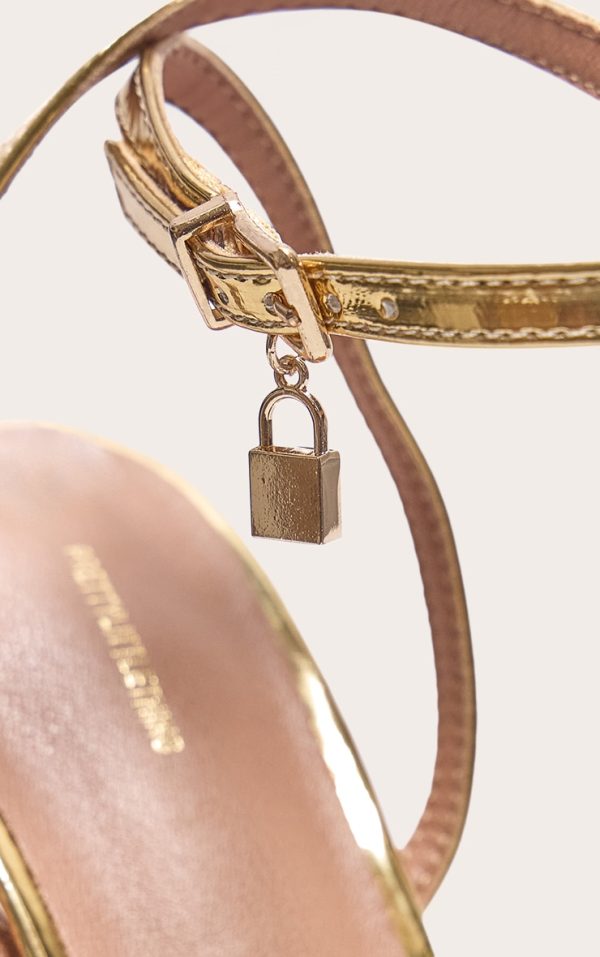 ddfe0cba557e6e84207b987823d4265139eca710_CNJ1535_4_gold_pu_point_toe_lock_charm_heeled_sandals