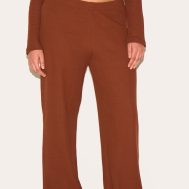de6f983586ed3865b0e0e1295bd6d34524fb5bbf_CNM2094_2_plus_chocolate_mid_rise_wide_leg_waffle_trouser