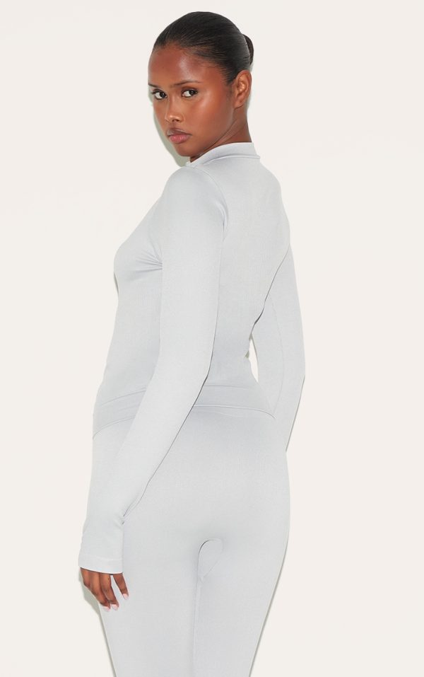 df197ed1eef9e9d4f0aa65ae48f69df1c45f225a_CNM3804_2_light_grey_seamless_line_detail_fitted_jacket