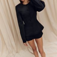 df3ef8ae198106afa8486fe85cd3cd9b1146696b_CNM2911_1_black_woven_tailored_skort