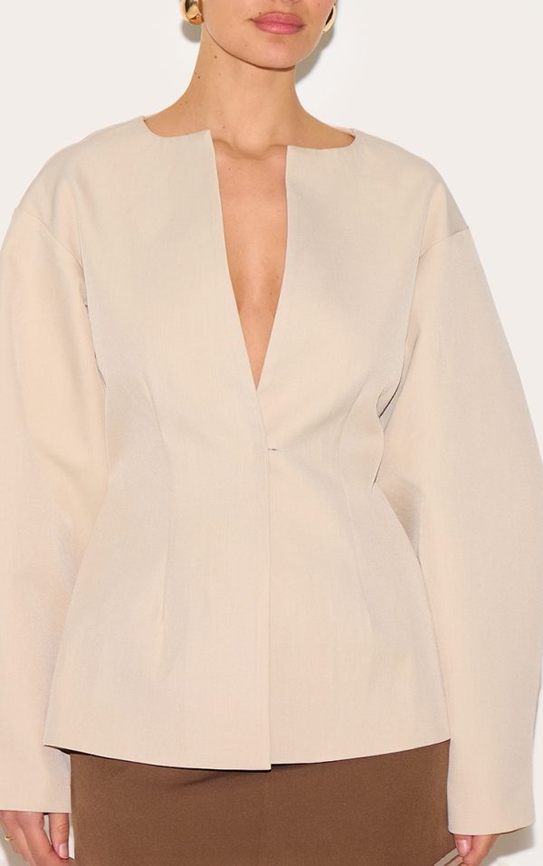 df6544064a62ee4e2174d2f48fca6c63d11669d8_CNM0741_4_stone_cocoon_sleeve_cinched_waist_blazer