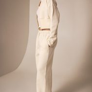 dfc3012277e1ab18f2df44624f9b8d83c583f66c_CNK7296_3_cream_extreme_cinched_waist_sweatshirt