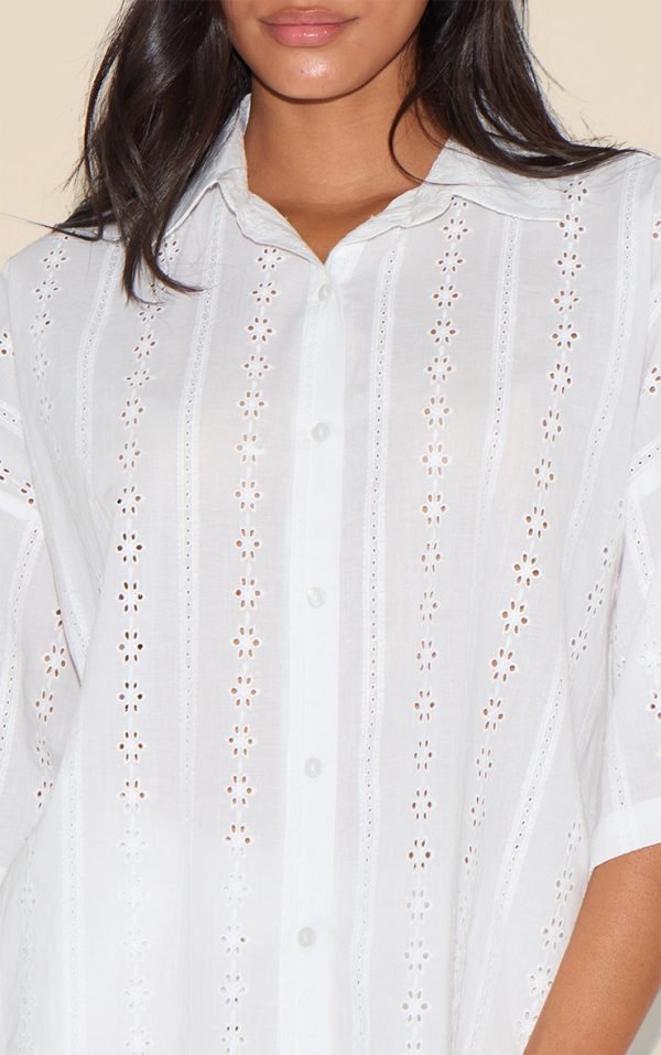 e0eff422a0664c62db07f6b8ca295231b5863960_CNM3234_4_white_broderie_boxy_shirt