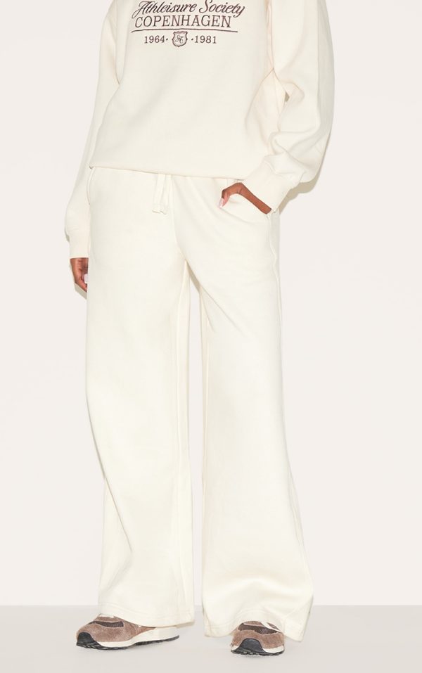 e0f92ca605749c23ec6abfd400a7a4a12f4ead14_CNM3659_2_taupe_wide_leg_rib_tape_joggers