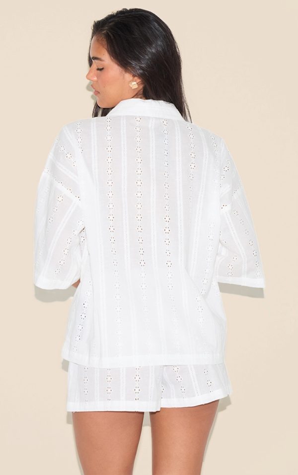 e11dae39f0924645f0572b3c064613b8f327c694_CNM3234_2_white_broderie_boxy_shirt