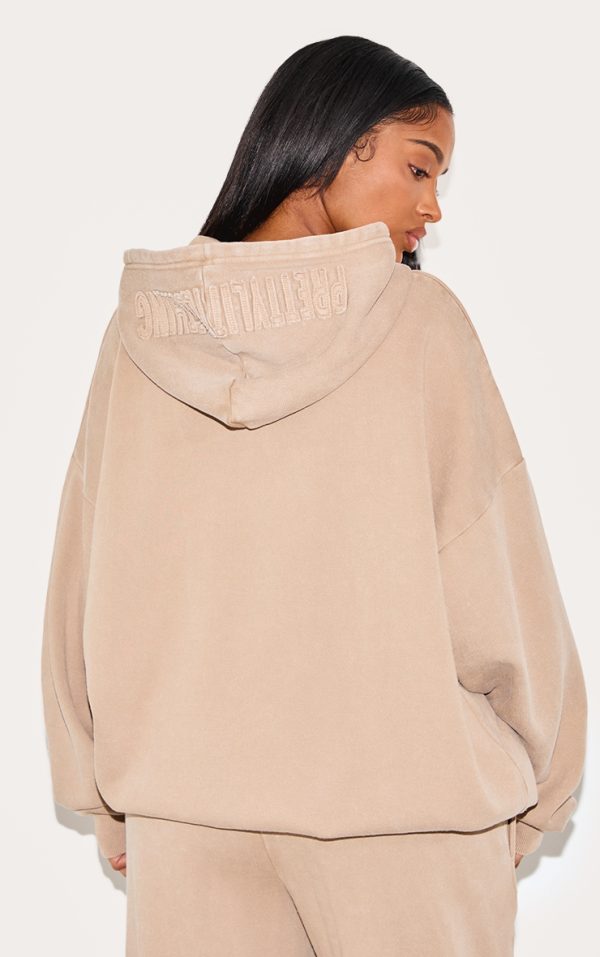 e15efff56704f55eb85cdef74d5230d3ac4b0254_CNM1078_2_prettylittlething_shape_stone_hoodie