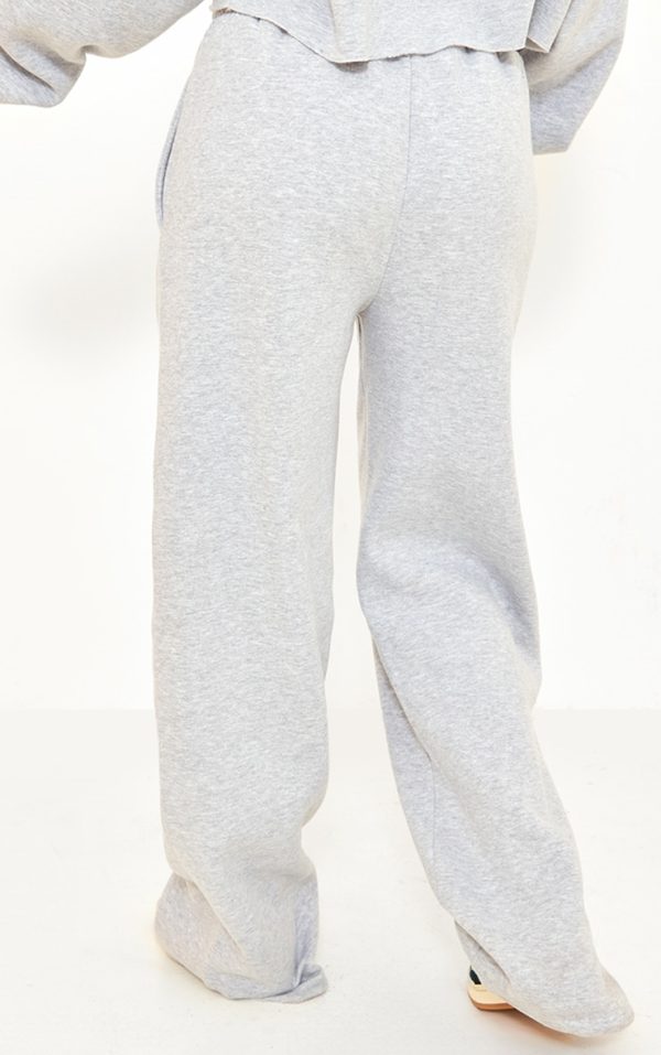 e1849a78dbbff0076b837be2faa4fbcdc2a17a63_CNJ8954_3_prettylittlething_tall_grey_marl_drawstring_wide_leg_joggers