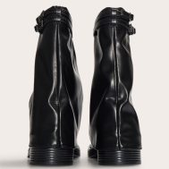 e1aee7c2f1efc896d741928a2f4a6e6b50e6fa97_CNL7146_3_black_pu_round_toe_fold_over_buckle_strap_ankle_boots