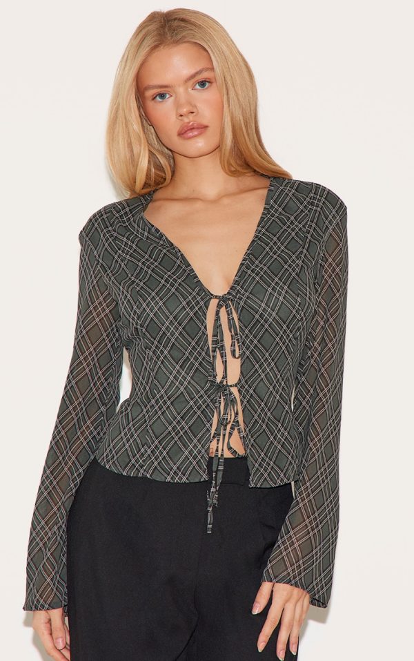 e1b7591ce594b31ead35792c0ada30e0441d2899_CNL9821_1_green_check_chiffon_fit_front_blouse