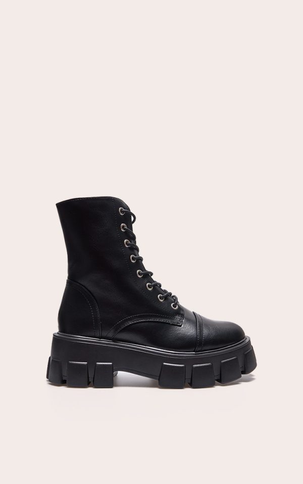 e213ee2d28bff38e15263ad0852777ae22fbe9e7_CMP3381_1_black_wide_fit_lace_up_extreme_chunky_hiker_boots