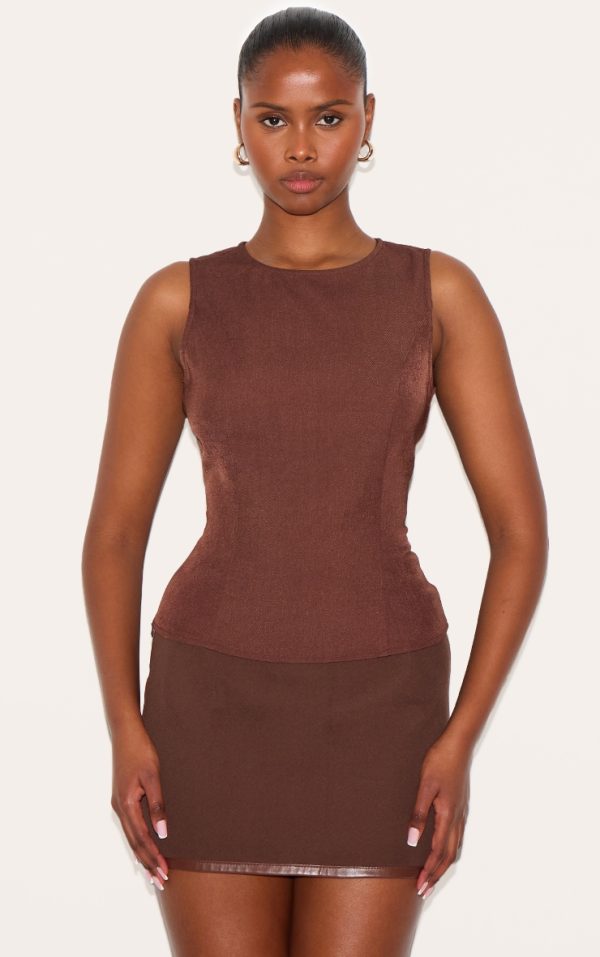 e2a80a7bca622df3cb865d7fc2d3eca4b6eea078_CNL9816_1_chocolate_fitted_woven_long_top