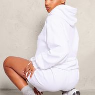 e2e24b5cfd0c4e3d6e3d62637c57e4412f024957_CNE5401_2_white_oversized_fit_sweat_hoodie