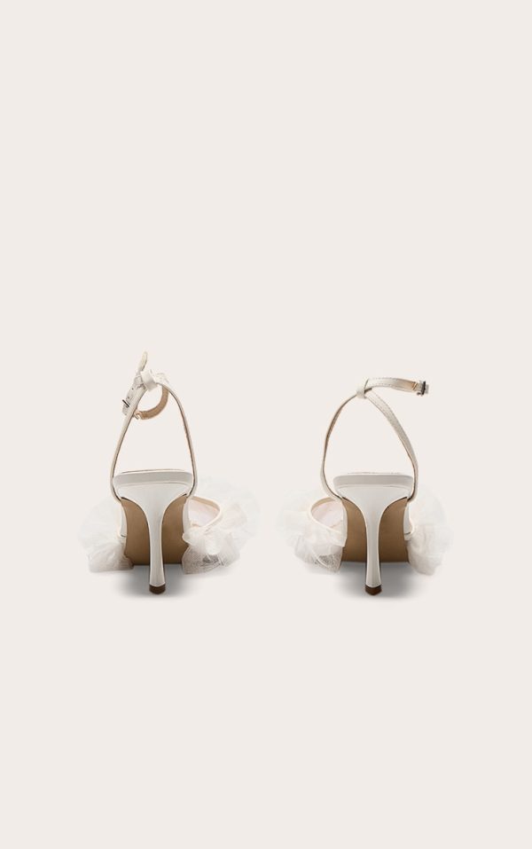 e3119abd532a02baf8d2d2f71b6824f7482f8527_CNL6782_3_white_mesh_point_toe_ruffle_mid_heeled_courts