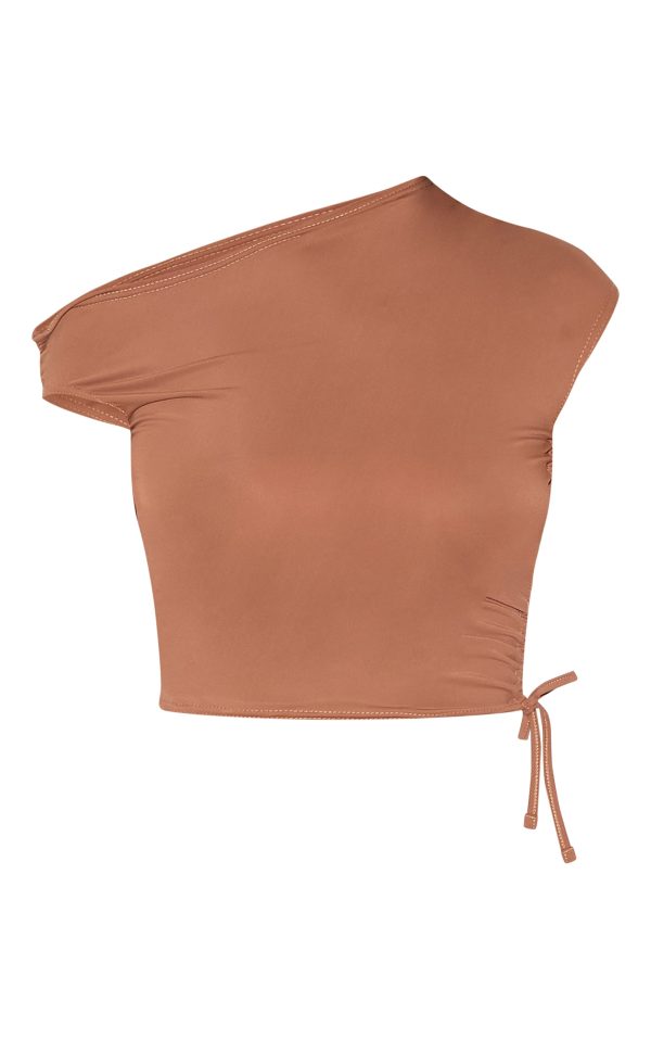 e311d2b66f3cb199d53122e57079b461849e016e_CNK5403_5_tall_mocha_off_shoulder_ruched_crop_top