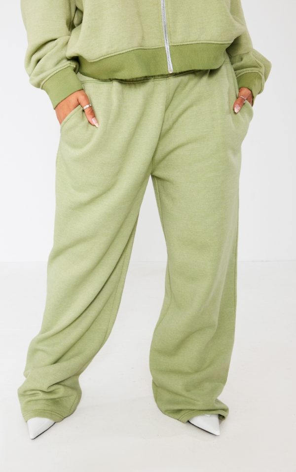 e3574356de305c1e3640232bcb013c1291b9d5fb_CNH8244_2_prettylittlething_shape_khaki_washed_wide_leg_joggers