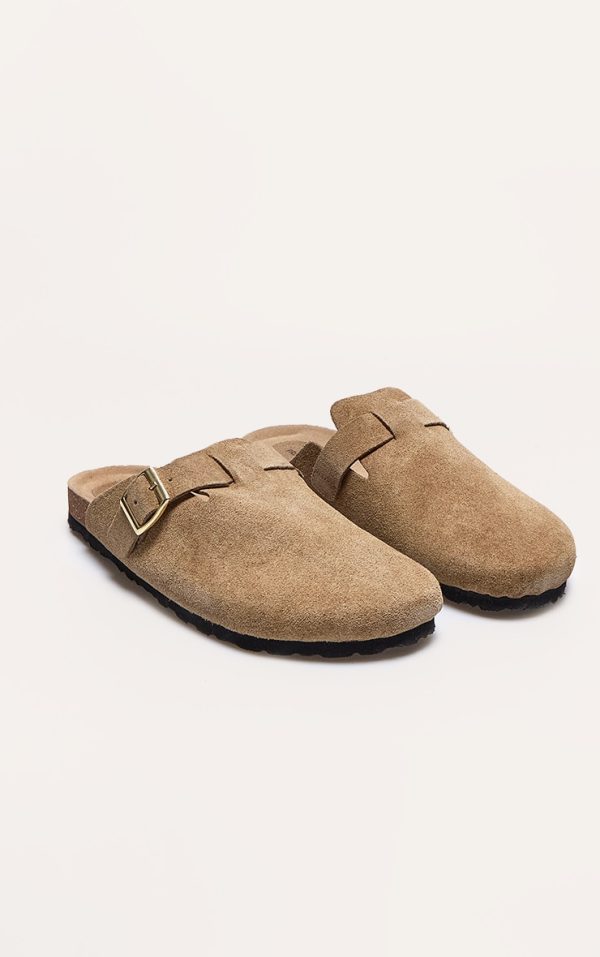 e3806fe6dfd3800458571693777ddfee036163c1_CNL1974_2_cream_real_suede_leather_round_toe_buckle_slip_on_clog