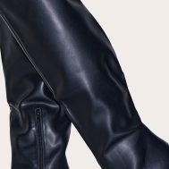 e388108e09a23a7d190db9135a9a5946b41c4a3a_CNL2313_4_black_pu_point_toe_over_the_knee_heeled_boot