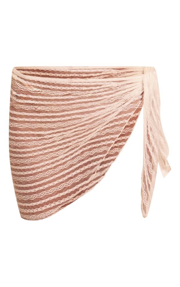 e3a4da3ca356cc8b278432aebf783cc28e41e13a_CNL6172_6_white_textured_front_tie_beach_sarong