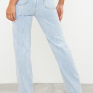 e4647353cba887cc580b8b80f2022b96d8a83548_CMK1480_3_light_blue_wash_ripped_high_waist_straight_leg_jeans