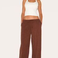 e510cbc1b0fc7862d3ae06eef2a2c4d00ebd5343_CNL5900_3_cream_rib_knit_halterneck_top