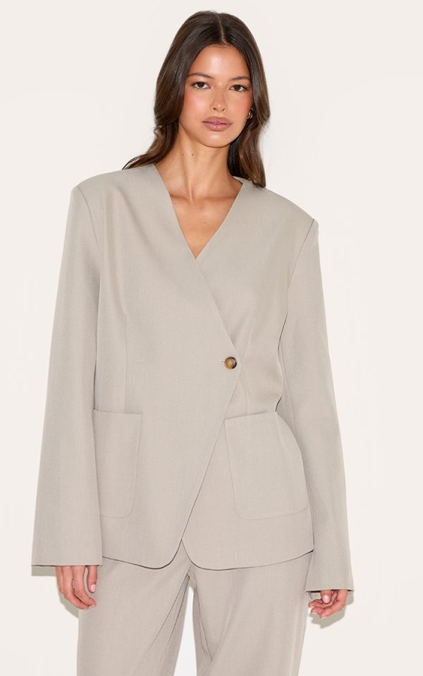 e53d6a1ad9c340690fd15222b478ef382f93864a_CNM1901_1_sand_tailored_woven_asymmetric_blazer
