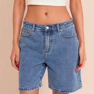 e5cb64b3dcf65b34787cae762f4eeb3e78f0a0ad_CNM5558_5_tall_mid_blue_wash_mid_rise_relaxed_boyfriend_shorts