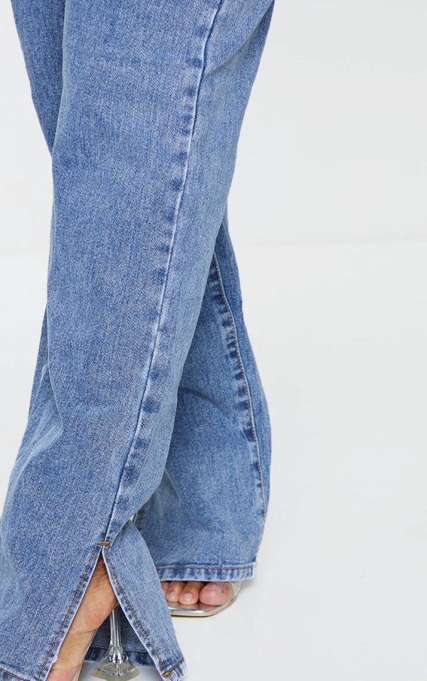 e5ed169381cfda9ed0ea0a0f0157652fefa22afe_CMM6225_4_plus_vintage_wash_split_hem_jeans
