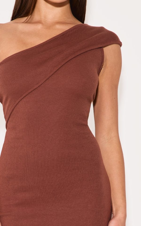 e68bc230e1bf26d480fb2a944e1326ba0967c9b1_CNM3172_4_chocolate_rib_fold_one_shoulder_mini_dress