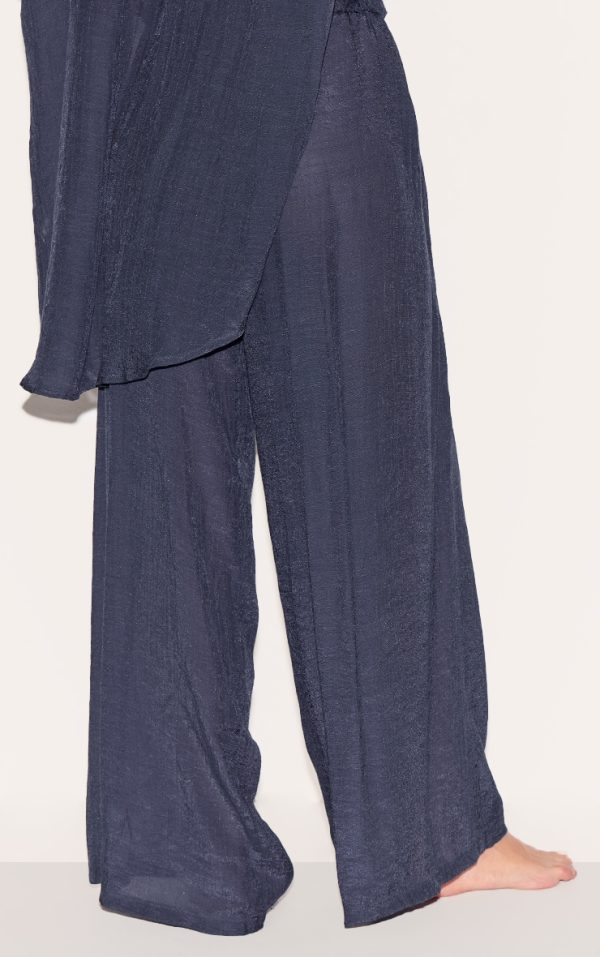 e734c920970e6189ab7e5ac82f292b87fa8ee1a5_CNN1428_3_navy_woven_palazzo_beach_trousers