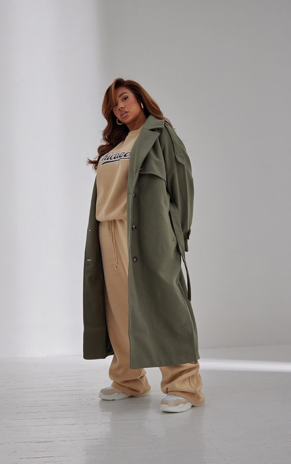 e796fe16d4d23e4ab879d977eec4818e74922849_CMY9560_3_plus_khaki_oversized_double_breasted_military_trim_coat