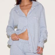 e8329e39792363ecce2f988c4b679c97b8e99ef6_CNL2751_4_prettylittlething_grey_piping_jersey_long_pj_set