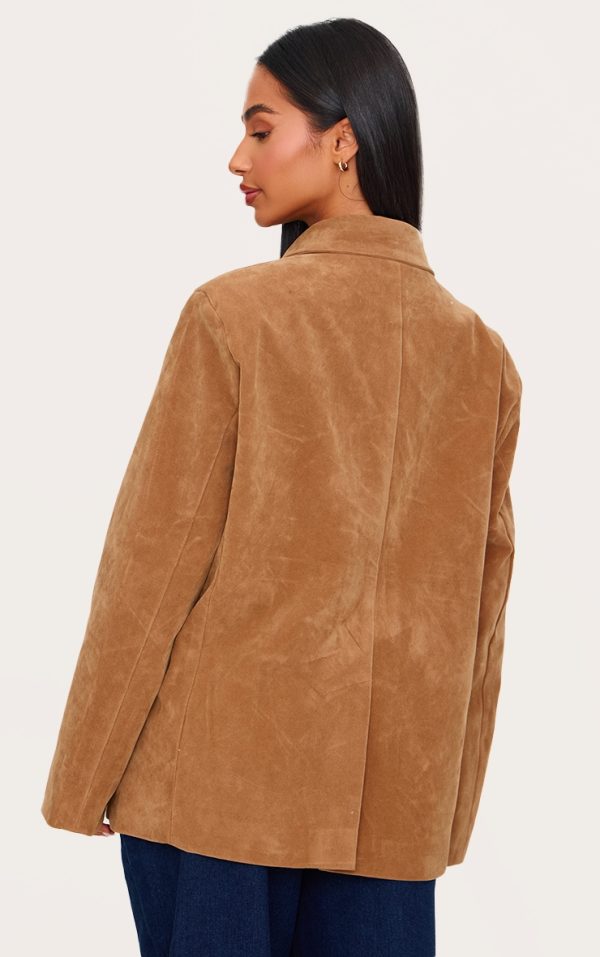 e835e9f5b0c06698132510eba01c077aee4babb9_CNL1905_2_petite_camel_faux_suede_longline_blazer